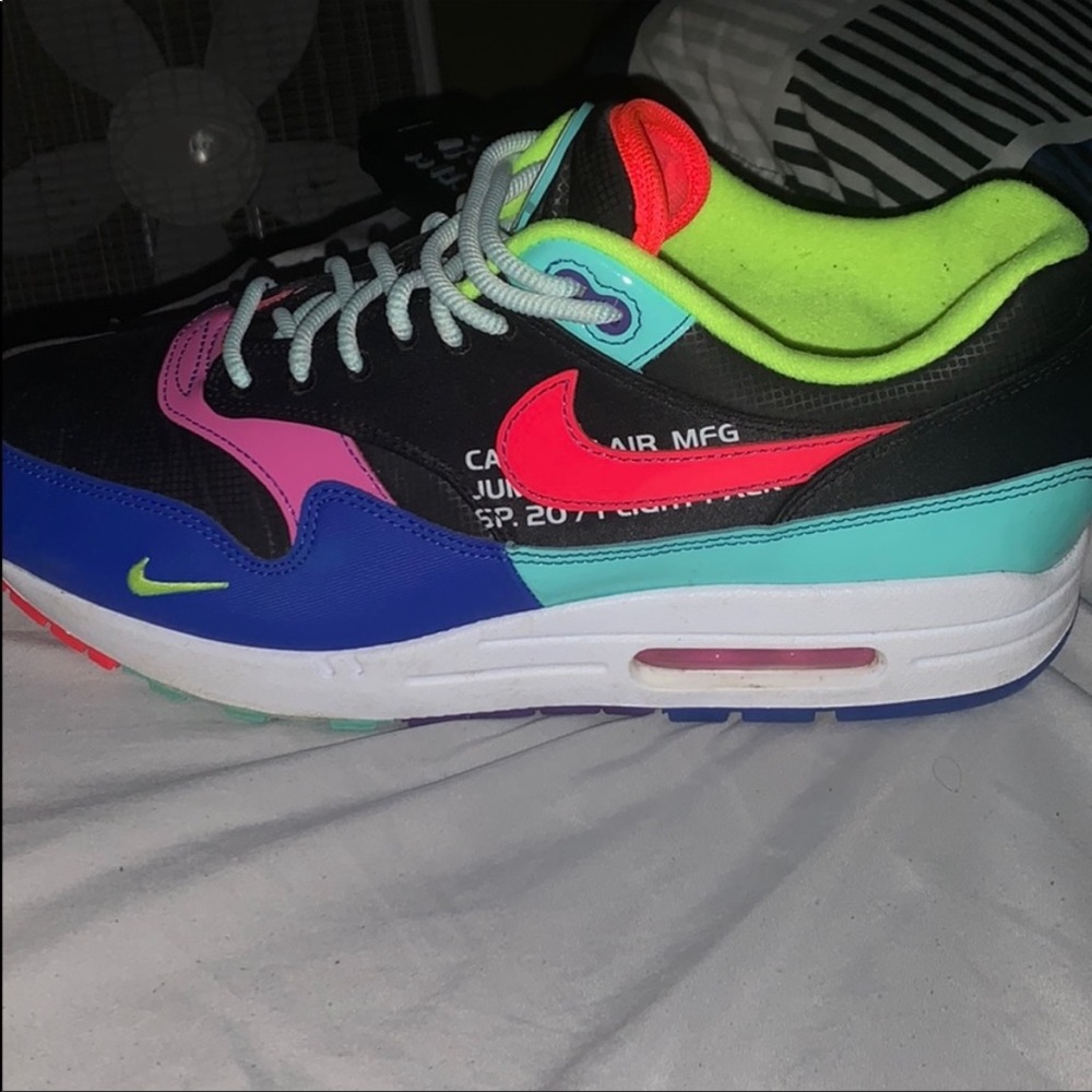 Nike air max shoe. Size 10.5